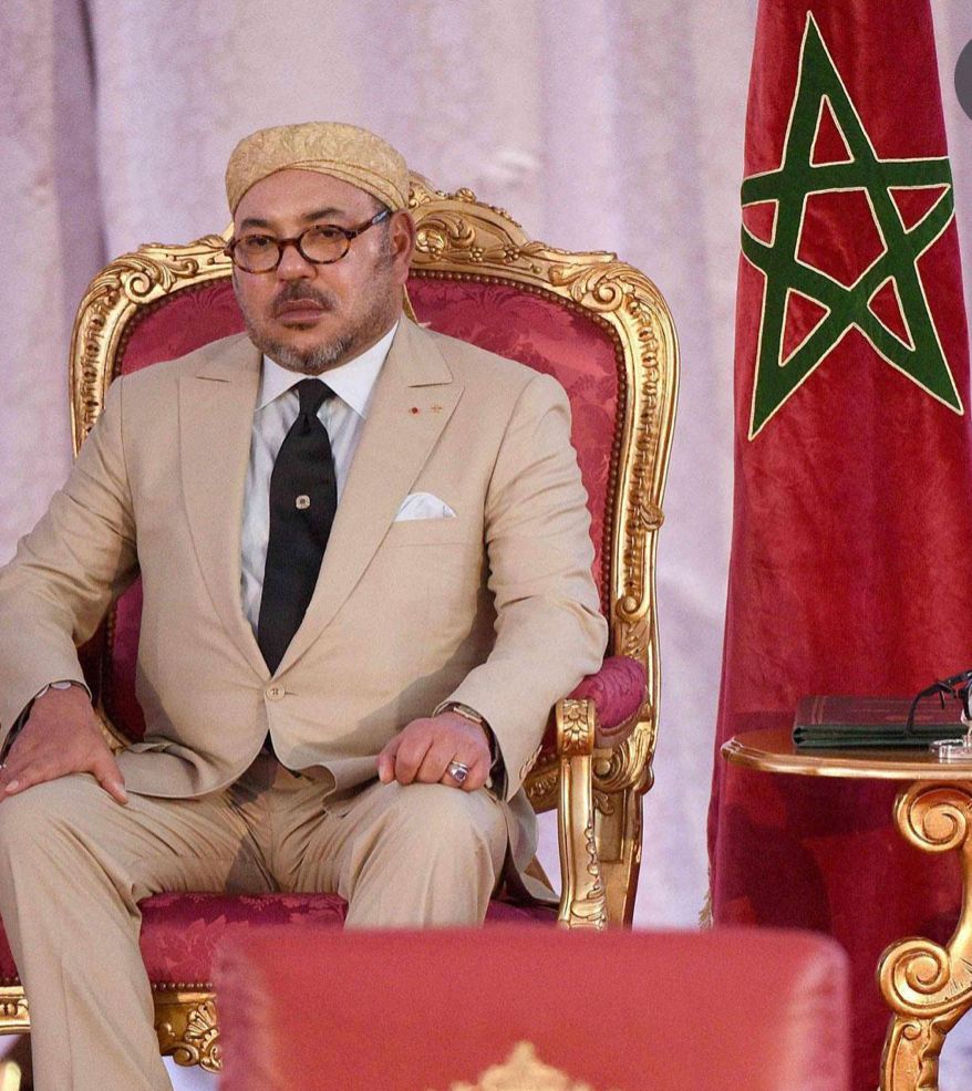 سعد المجرد يعبر عن ولائه لجلالة الملك المغربي بطريقته