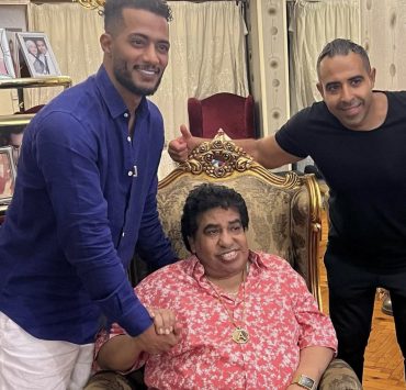 أحمد ومحمد عدوية ومحمد رمضان في تريو غنائي جديد