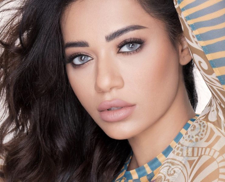 رحمة رياض بخير بعد نشوب حريق في منزلها