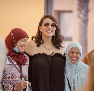 أسماء لمنور تساهم في توعية النساء لمخاطر سرطان الثدي