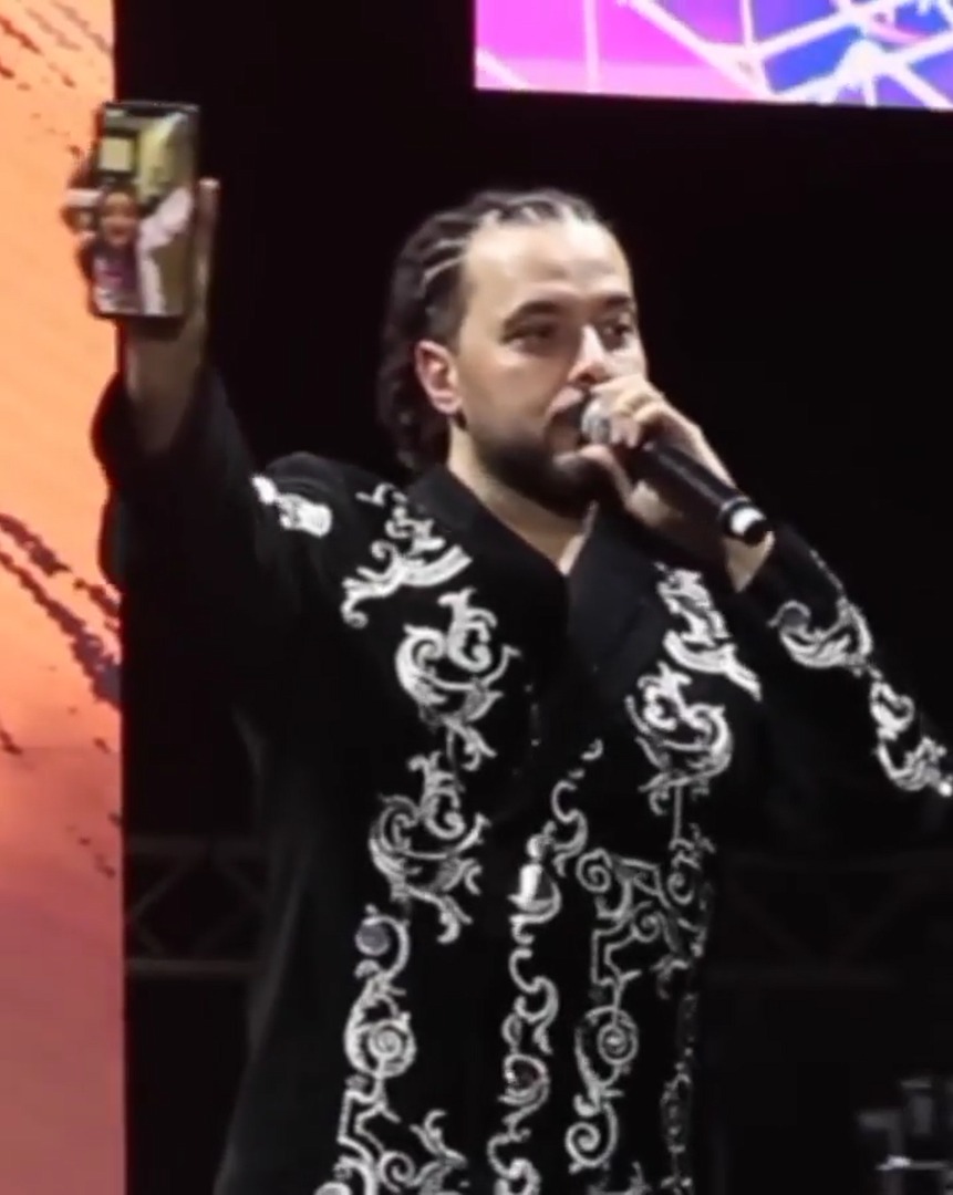 جميلة البداوي تفاجئ زوجها في حفله الأخير