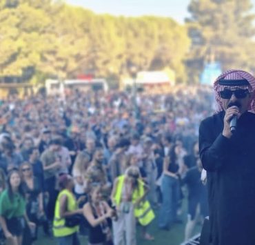 "بالنسياغا" تفاجئ الحضور وتختار المغني الشعبي عمر سليمان