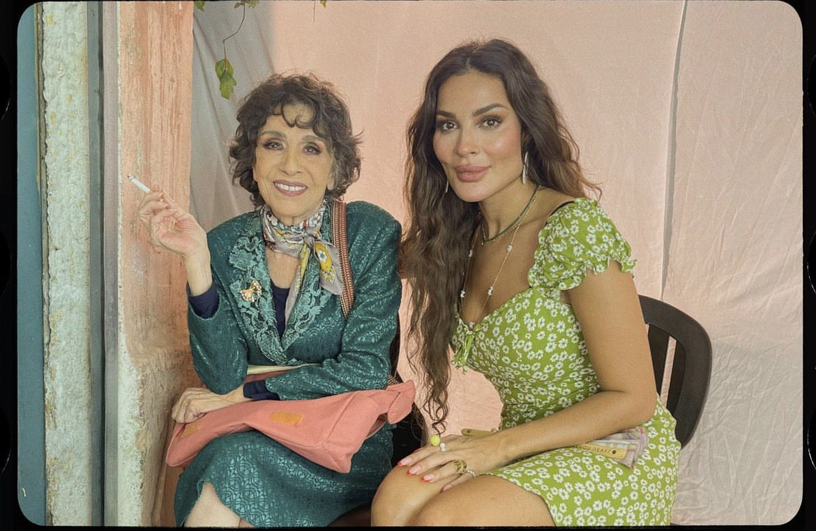 نادين نجيم لسامية الجزائري: ماخطر ببالي يوم تجي فرصة ونشتغل سوا