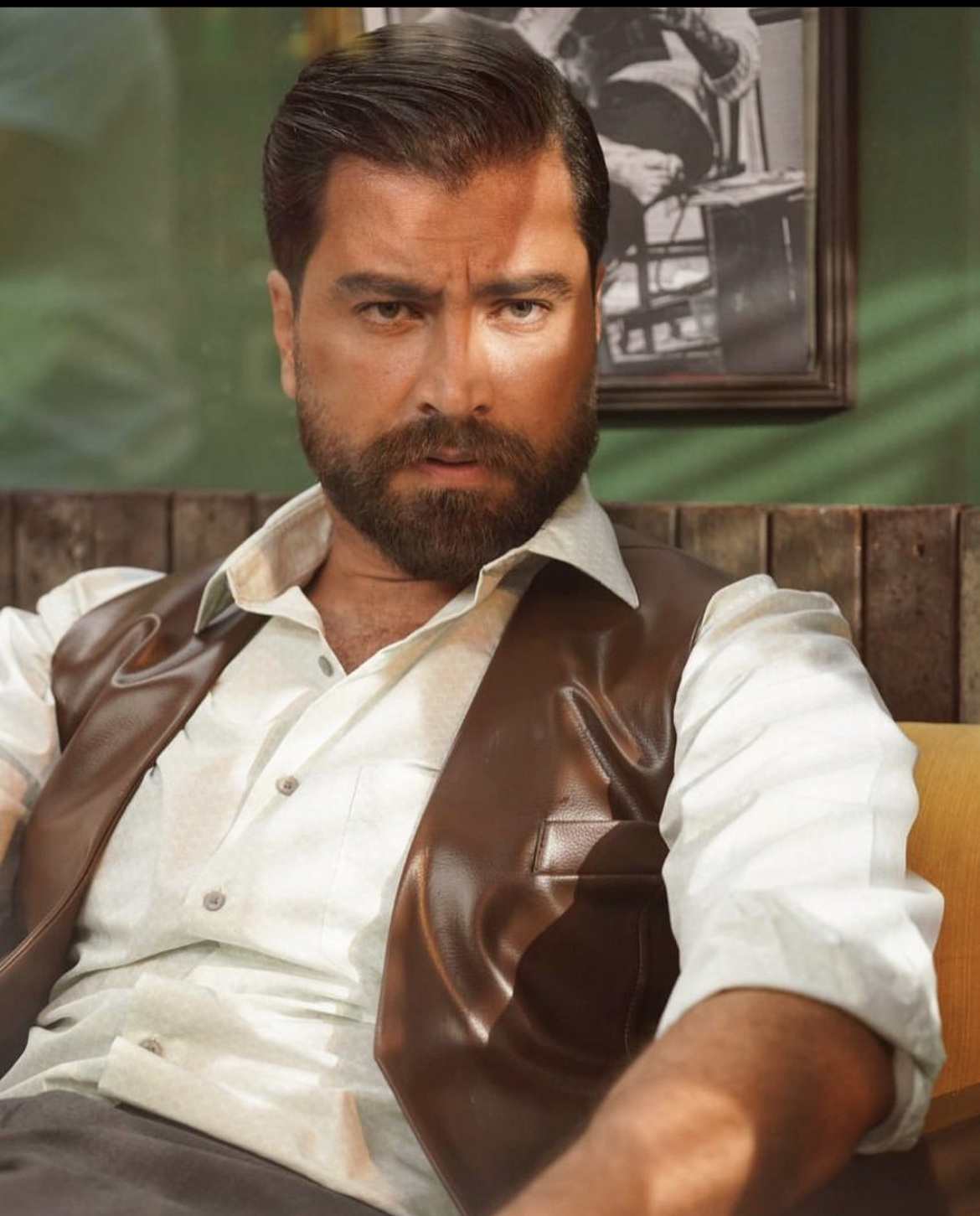 معتصم النهار يتذمر من ديونه ويطلب نصيحة جمهوره