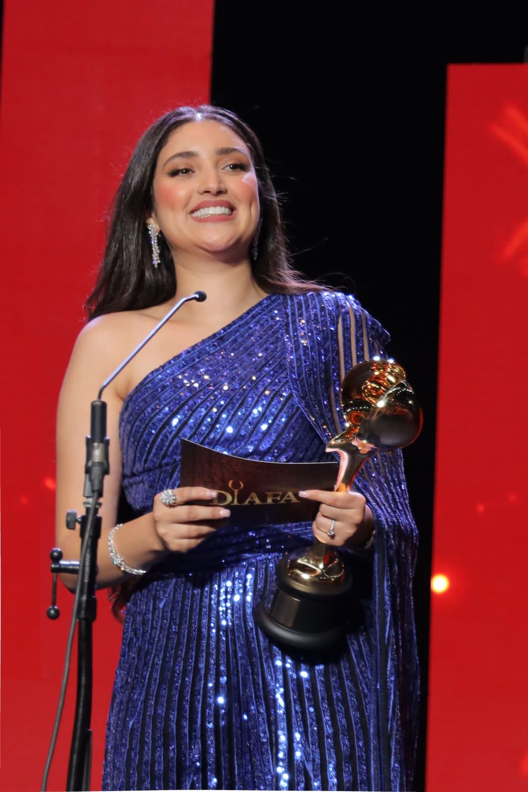 ملكة جمال العرب وسيّدة الأعمال فريال زياري صاحبة "Guzel Beauty salon" تضفي لمستها الإبداعية على مشاهير "ضيافة"