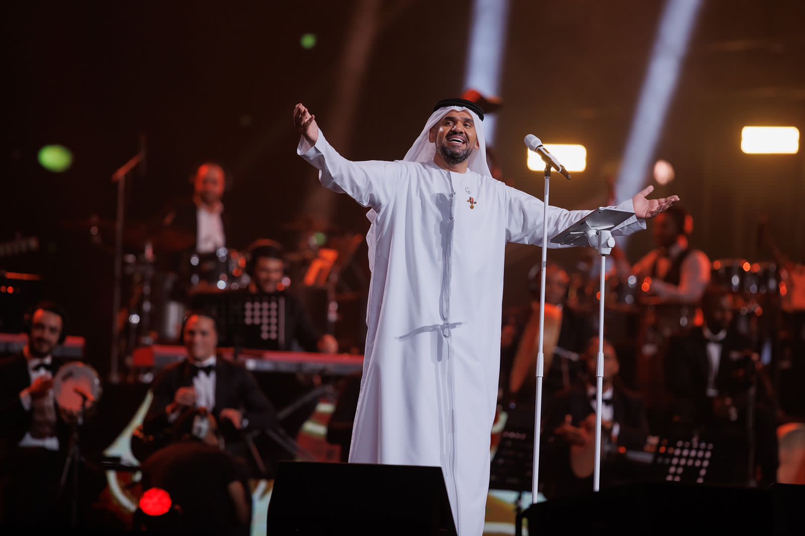 حسين الجسمي والجمهور السعودي في موسم الرياض: انسجام وتفاعل فوق الخيال