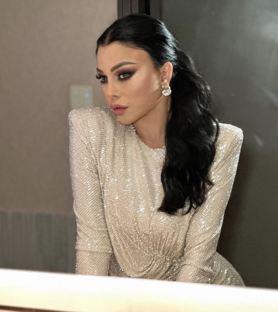 هيفاء وهبي تكشف من هي "حنين" وما علاقتها ب "رمسيس باريس"