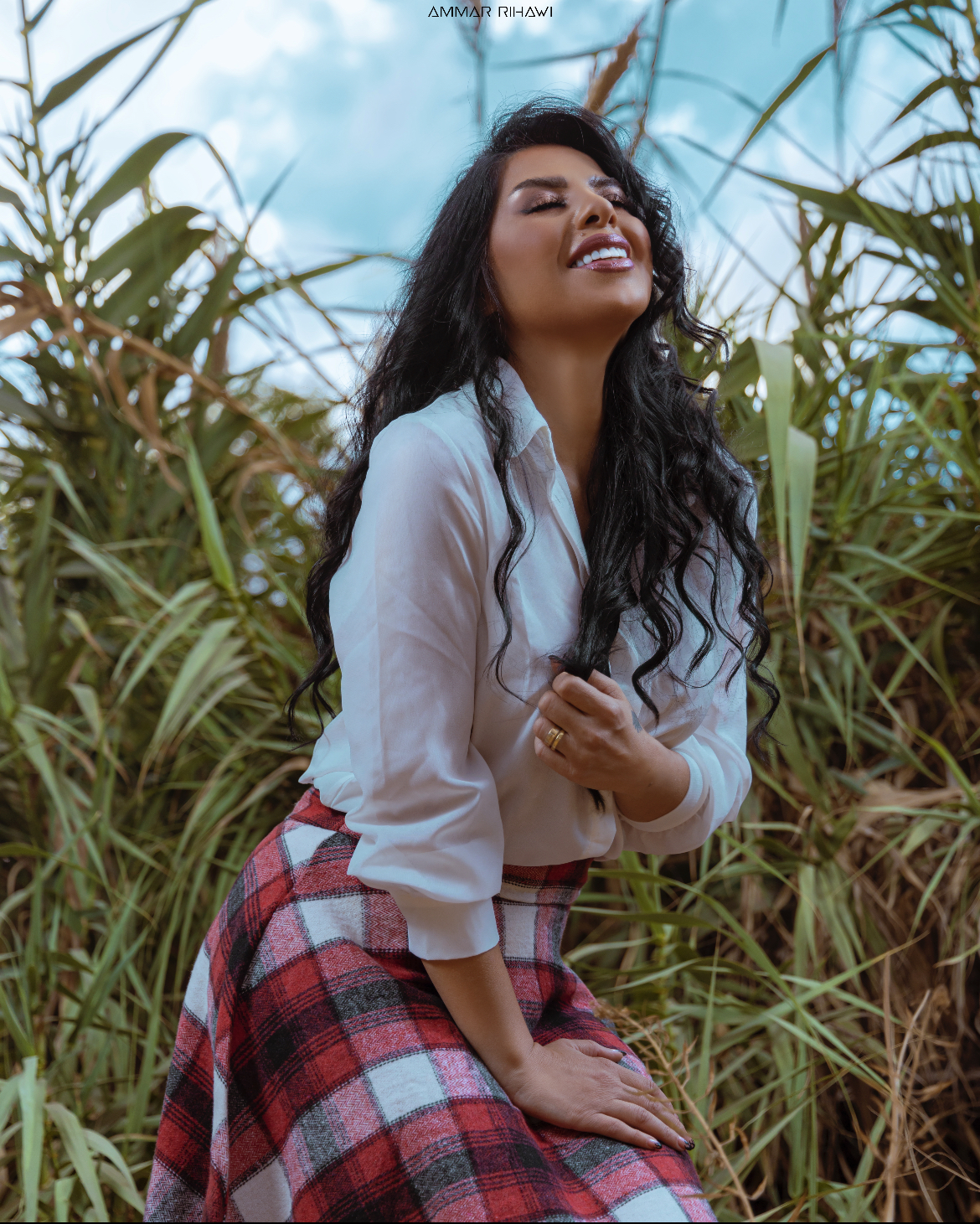 نانسي زعبلاوي تطلق أغنية رومانسية "في بقلبي شخص"