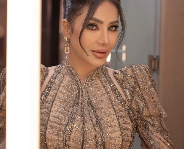 لجين عمران تغني مع الجمهور في مهرجان التسوق بدبي