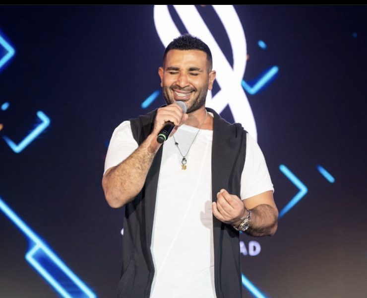 أحمد سعد يكشف عن وجه ابنته .. فهل تشبهه؟