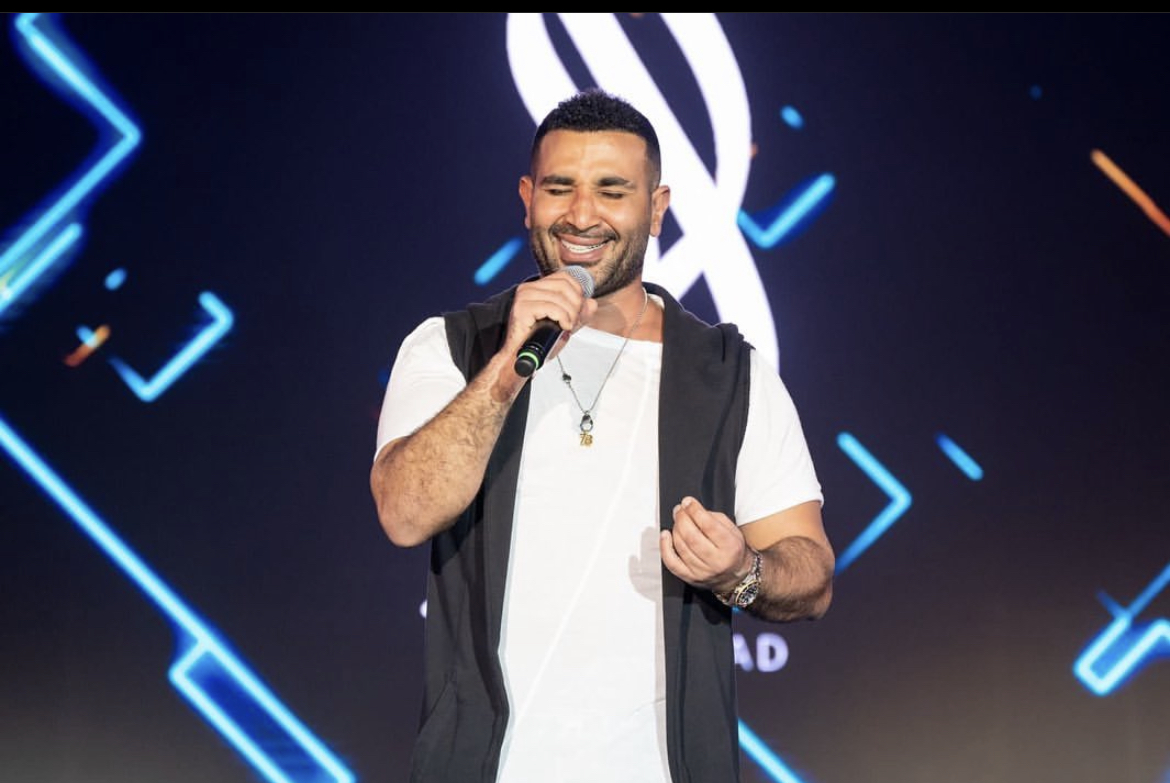 أحمد سعد يكشف عن وجه ابنته .. فهل تشبهه؟