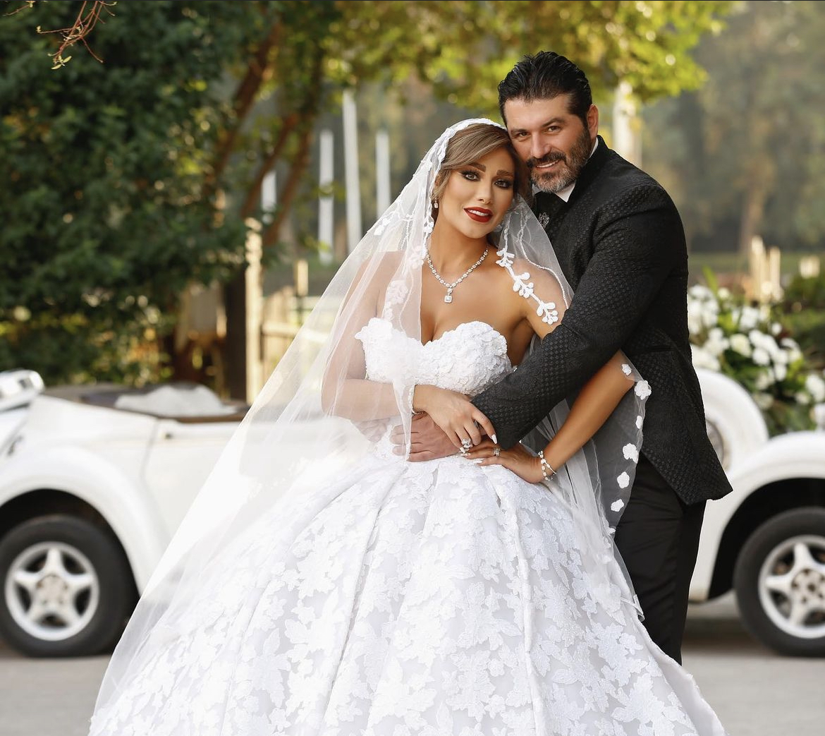 يزن السيد يهنئ زوجته لمى الرهونجي بعيد ميلادها