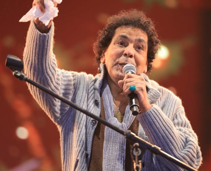 منير يتألق في رأس السنة بحفل عالمي .. وريهام سعيد تشعل حماس الجمهور