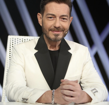 أحمد زاهر يكشف سبب خلافه مع غادة عبد الرازق