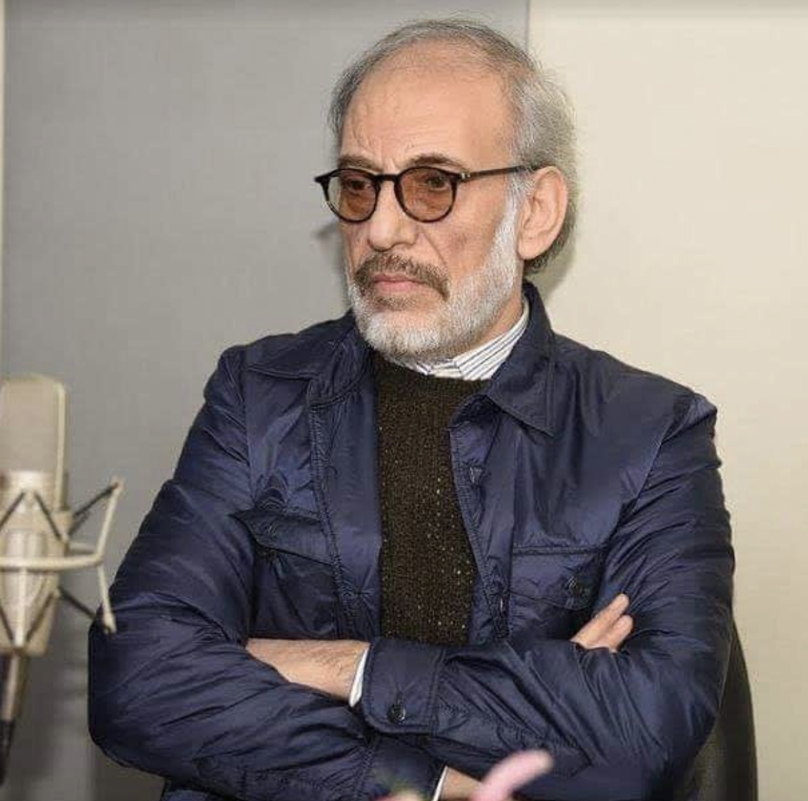 غسان مسعود يرفض الإعلان عن قيمة تبرعاته