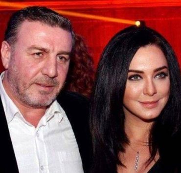 سلاف فواخرجي ووائل رمضان يتبرعان بمبلغ مادي للمتضررين