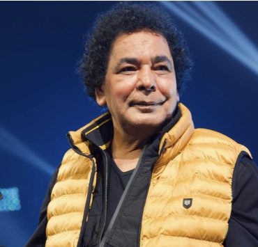 محمد منير قريباً في أبوظبي