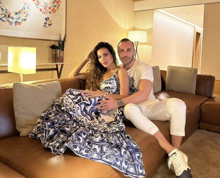 نادين نسيب نجيم بصورة رومانسية مع خطيبها نارينغ