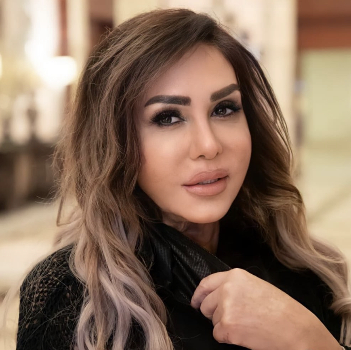 بعد غياب سنتين.. مها المصري تطل ب "كرزون"