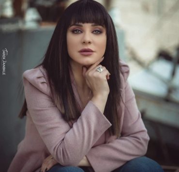سلاف فواخرجي تحصل على جائزة "النقاد للدراما العربية"