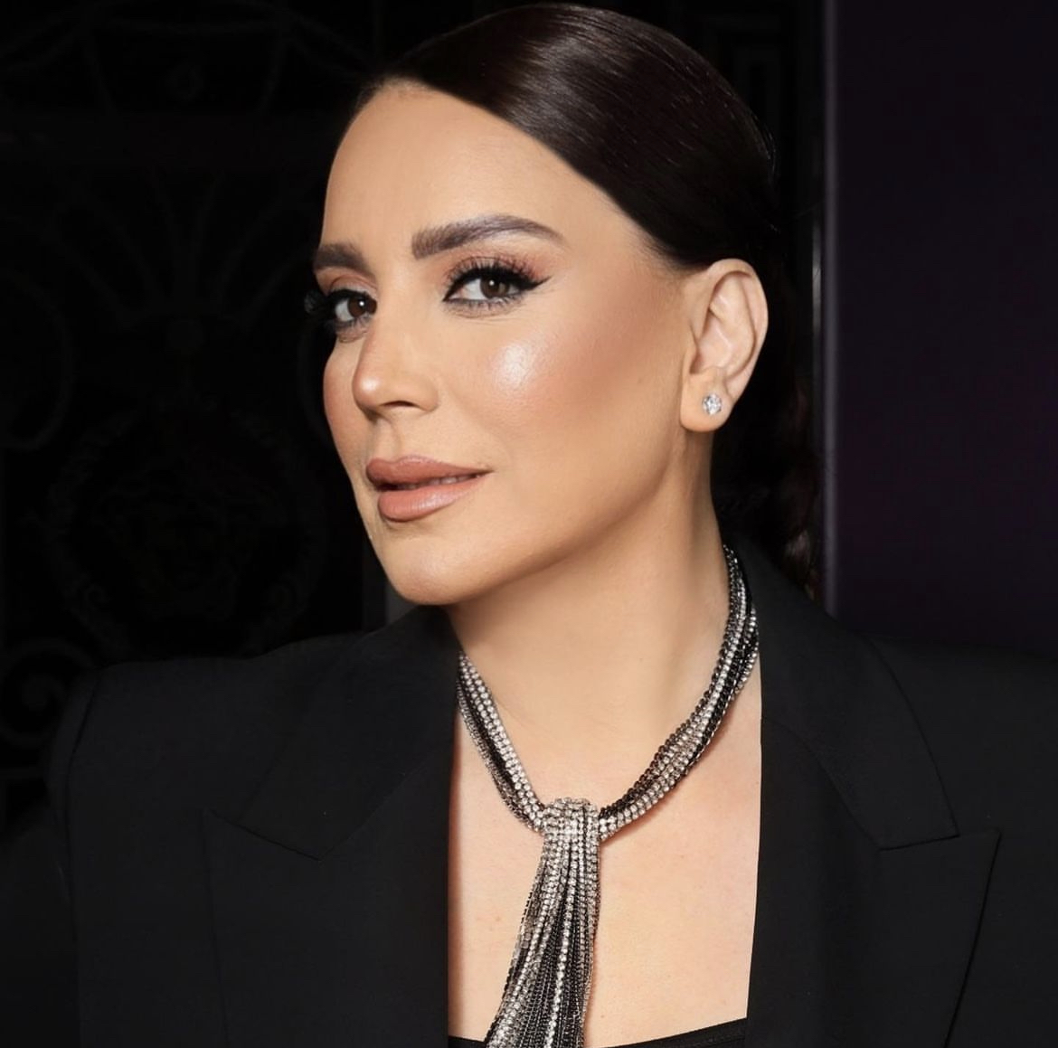 شكران مرتجى تعايد المرأة بكلمات مؤثرة