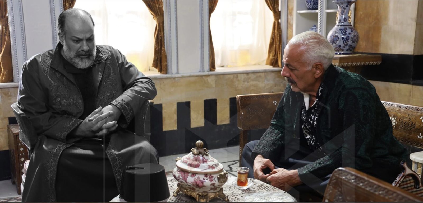 بعد أيام على رحيله.. أيمن زيدان يوجه رسالة لشقيقه شادي