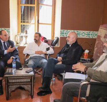 المنتج صادق الصبّاح في كواليس تصوير "الزند"