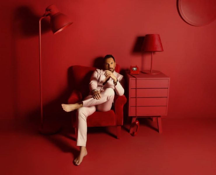 "The King of Arab pop" عزيز عبدو يطلق "متى تفهم"
