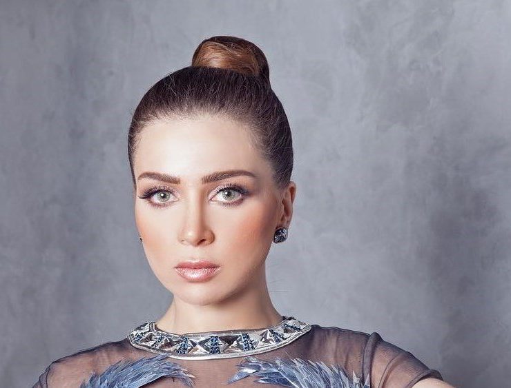 رغم تألقها في رمضان.. الحزن يخيم على مي عز الدين