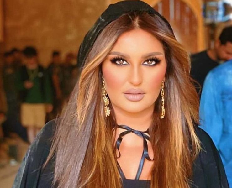 بيكيه وحبيبته الجديدة في قبضة كاميرا شذى حسون- صورة