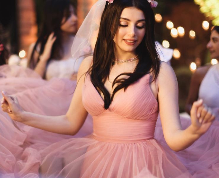 بأجواء طغى عليها اللون الزهري.. ماريتا الحلاني تودع العزوبية