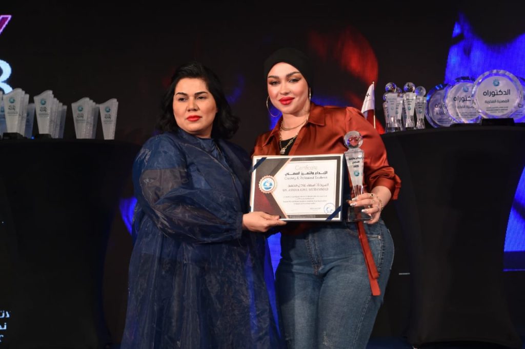 مي عمر تتغيب عن تكريمها كنجمة للجمال والأناقة لعام ٢٠٢٢