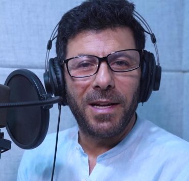 إياد نصار يعيد إحياء رائعة أحلام مستغانمي "ذاكرة الجسد" بكتاب صوتي