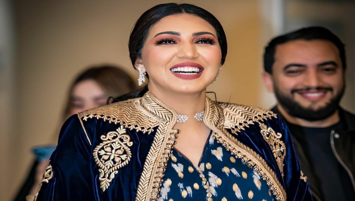 أسماء لمنور تحتفل بزفاف شقيقتها