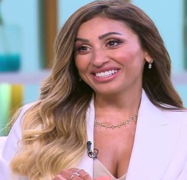 بعد انفصالها عن عمرو دياب.. دينا الشربيني تعيش قصة حب جديدة