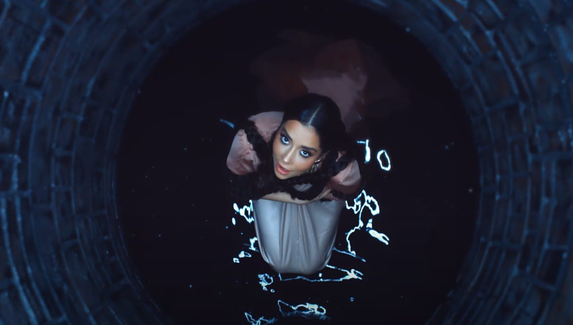 "عرفتوه".. جديد بلقيس فتحي للنرجسيين-فيديو