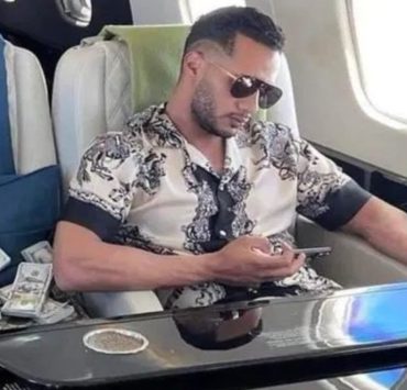 "الدولارات" تضع محمد رمضان في مرمى الانتقادات والأخير يقدم على خطوة إنسانية