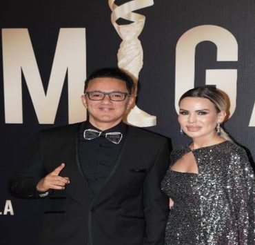 المصممة العالمية ليلى عزيز تتألق في EMIGALa