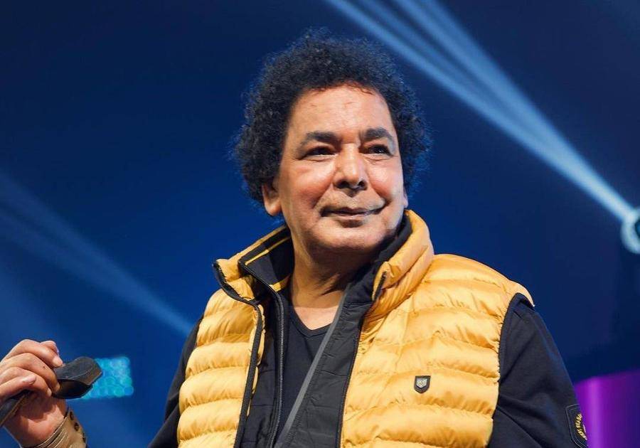 الكينغ محمد منير مكرماً في جدة