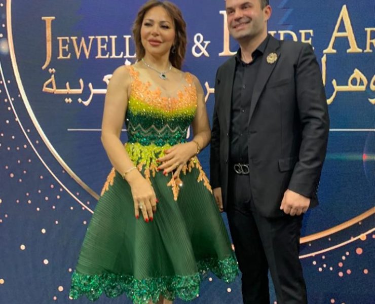 سوزان نجم الدين بإطلالة من توقيع ياسر البيك