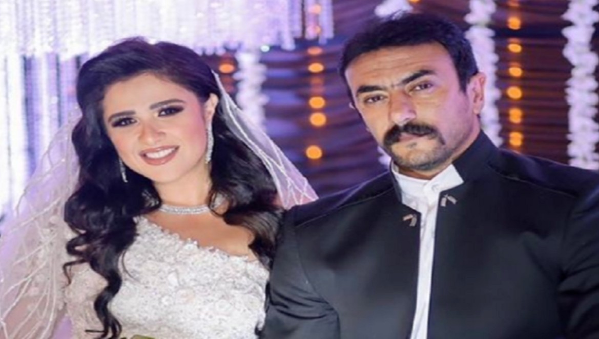 هل أنجبت ياسمين عبد العزيز مولودها الأول من أحمد العوضي ؟
