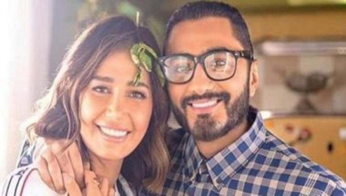 بعد مهاجمته.. حلا شيحة ترقص على أغنية تامر حسني