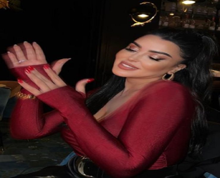 فاتي جمالي تعلن عن مفاجأة