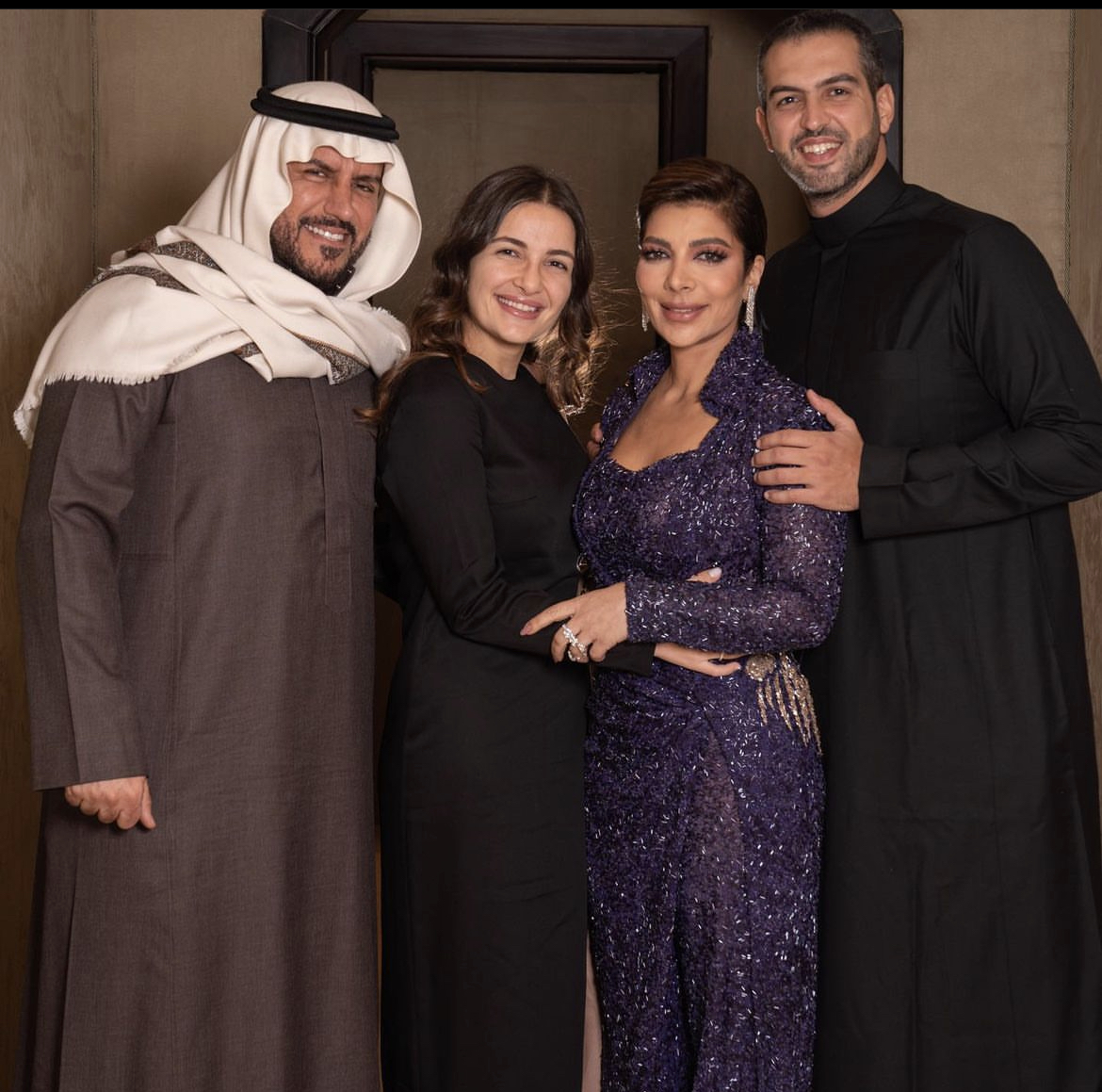 بكلمات مؤثرة.. شام الذهبي تعايد زوج والدتها
