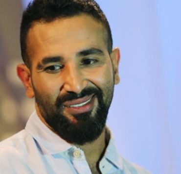 أحمد سعد يرزق بطفلته الثانية من علياء بسيوني-فيديو