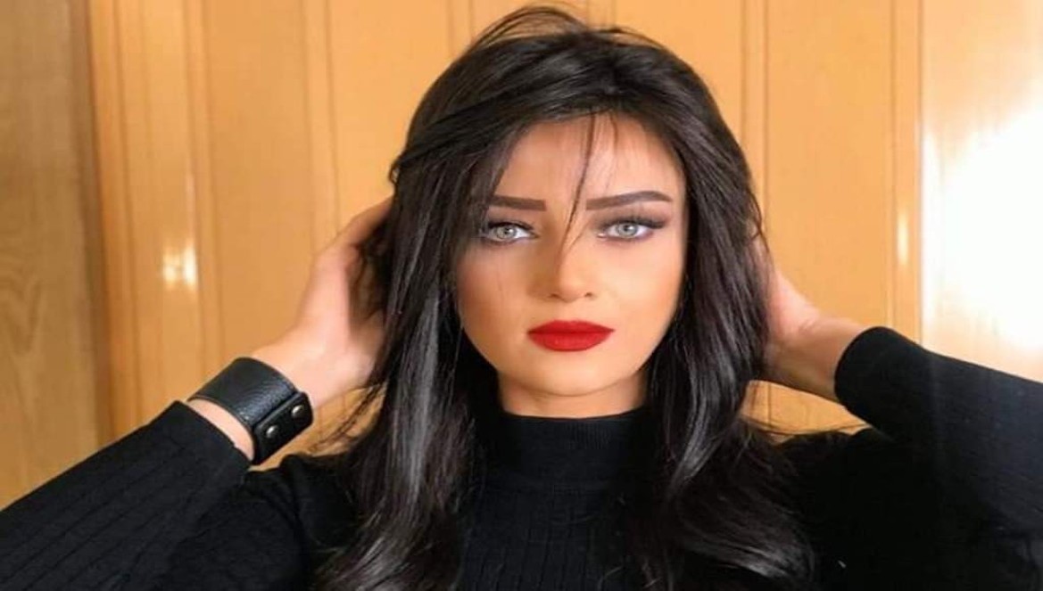 إحالة رضوى الشربيني للتحقيق-صور