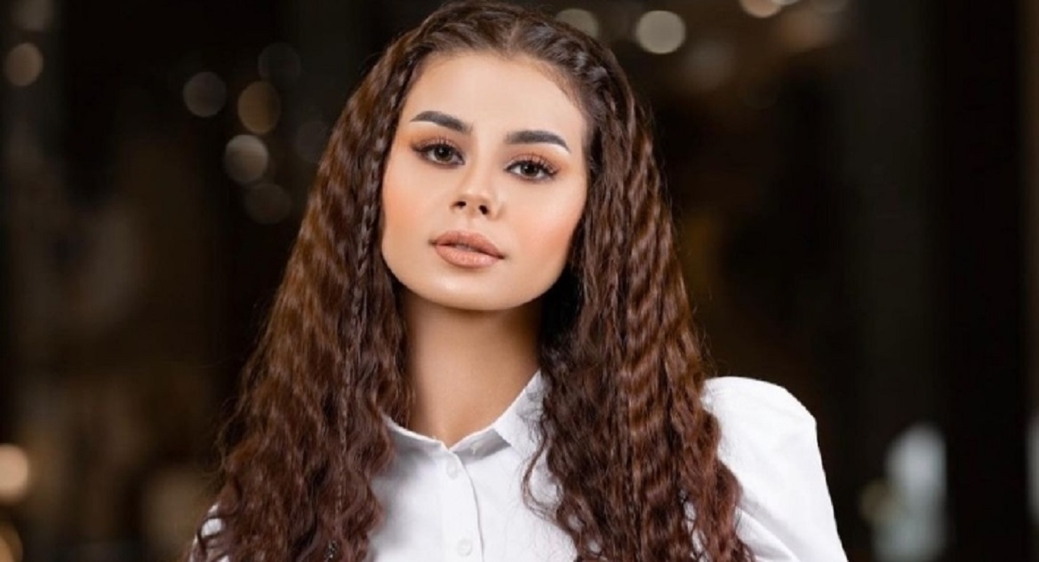 هل عادت منة عرفة لطليقها محمود المهدي؟