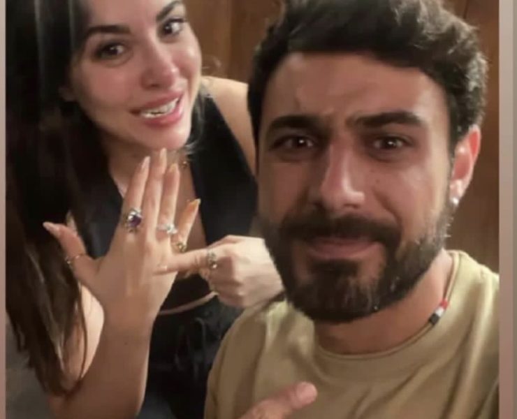 "طلعت الإشاعة مظبوطة".. وسام وسارة يعلنان ارتباطهما