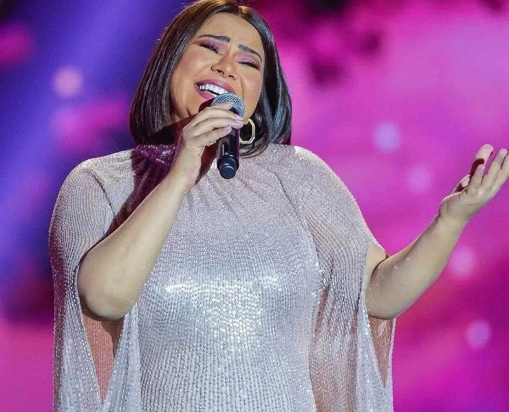 بعد الجدل.. شيرين ترد على شائعة انتحارها