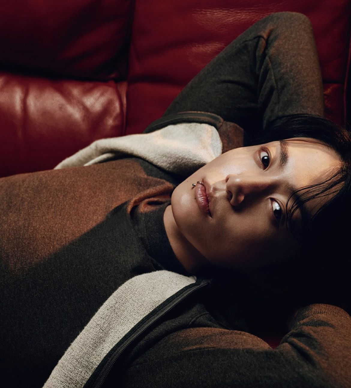 فنان كوري ونجم كيبوب يتصدر غلاف "Dazed"